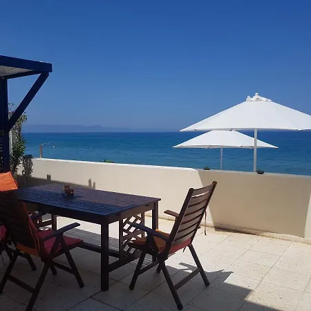 Hébergement de vacances Seafront Family Beachouse In Cyprus Near Polis Kato Yialia